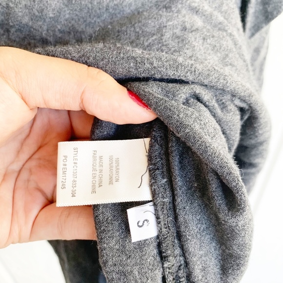 Anthropologie Cloth & Stone Cold Shoulder Top S - Picture 6 of 7